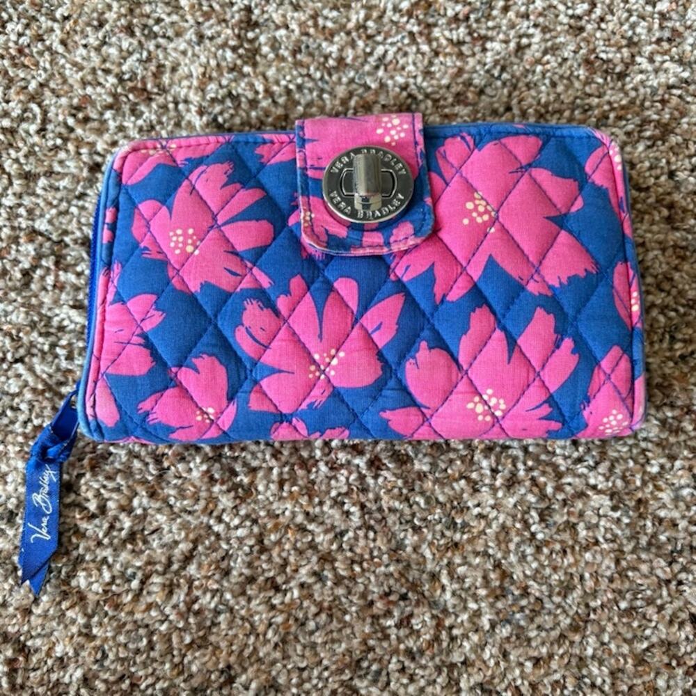 Vera Bradley Turn Lock Wallet In Quilted Pattern Pink Flowers on Blue